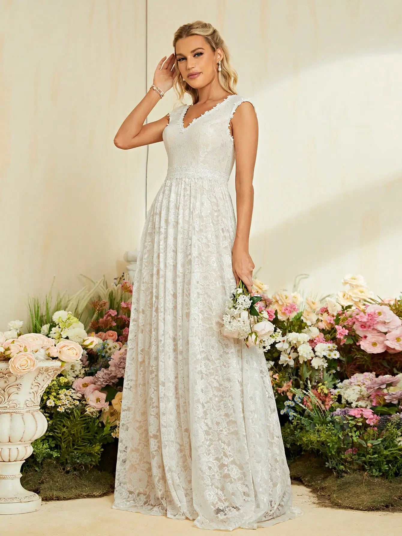 Sequin lace lace swing Evening gown