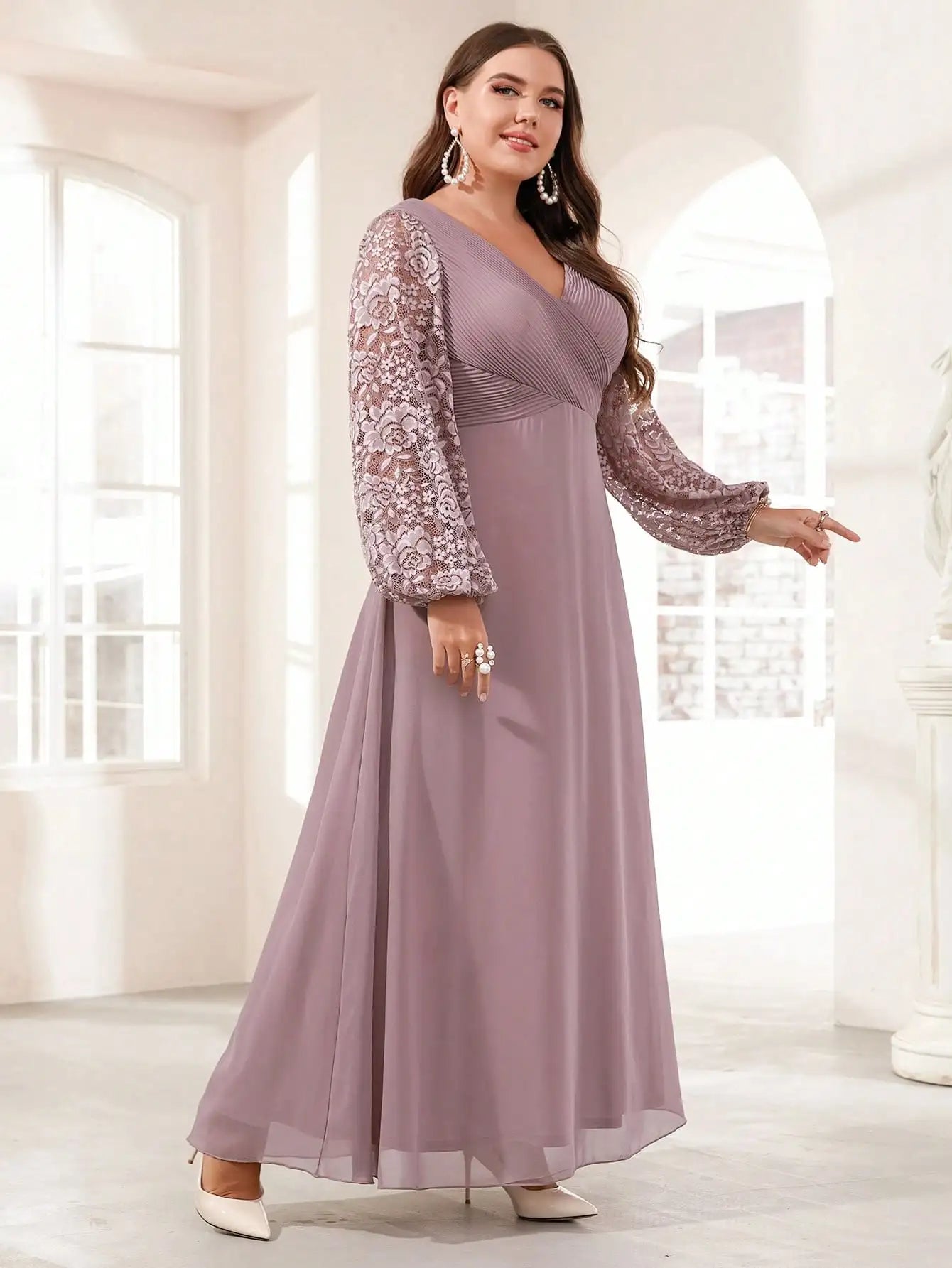 Plus-size patchwork cross lantern sleeve chiffon evening dress