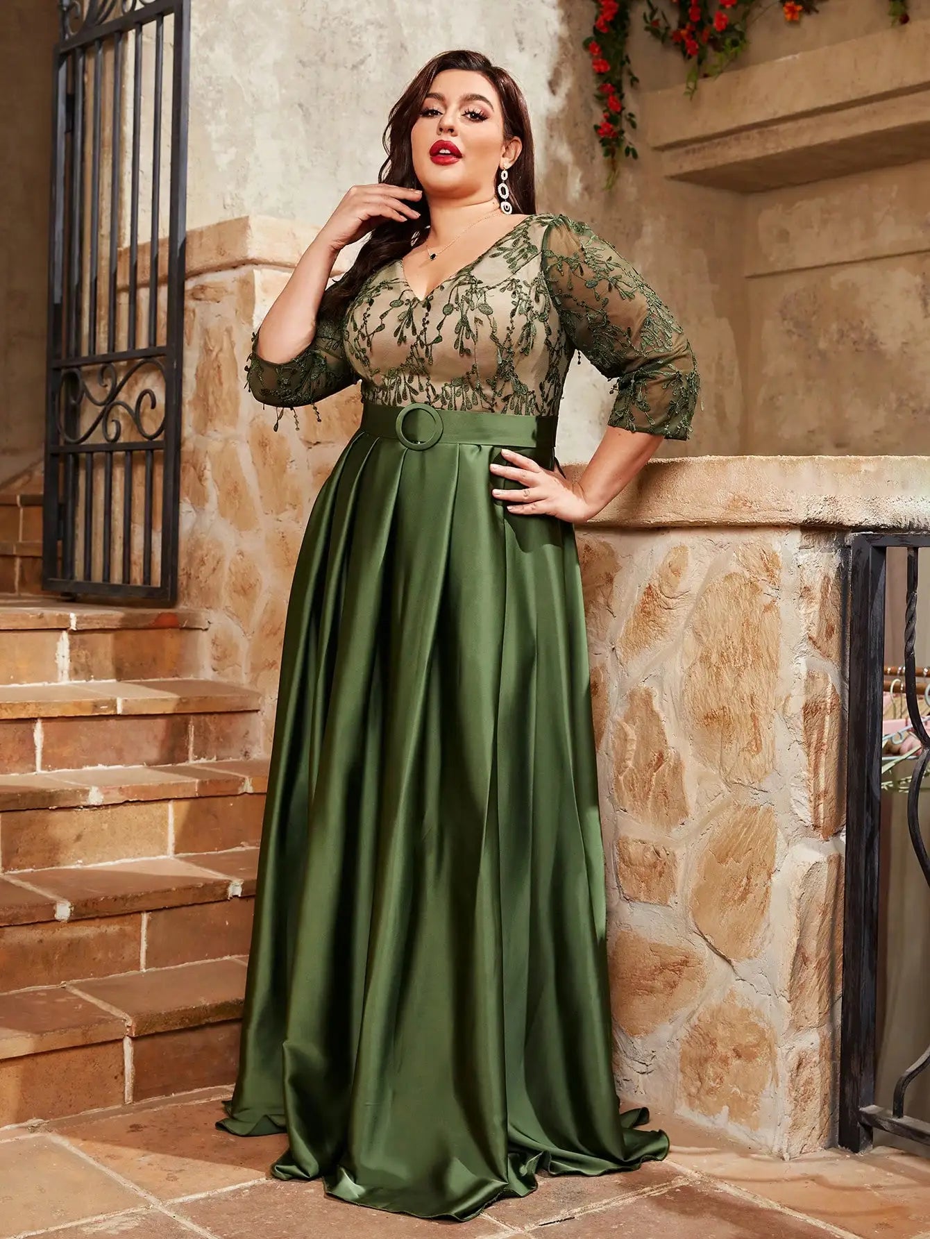 Plus size V-neck embroidered lace medium sleeve Dress