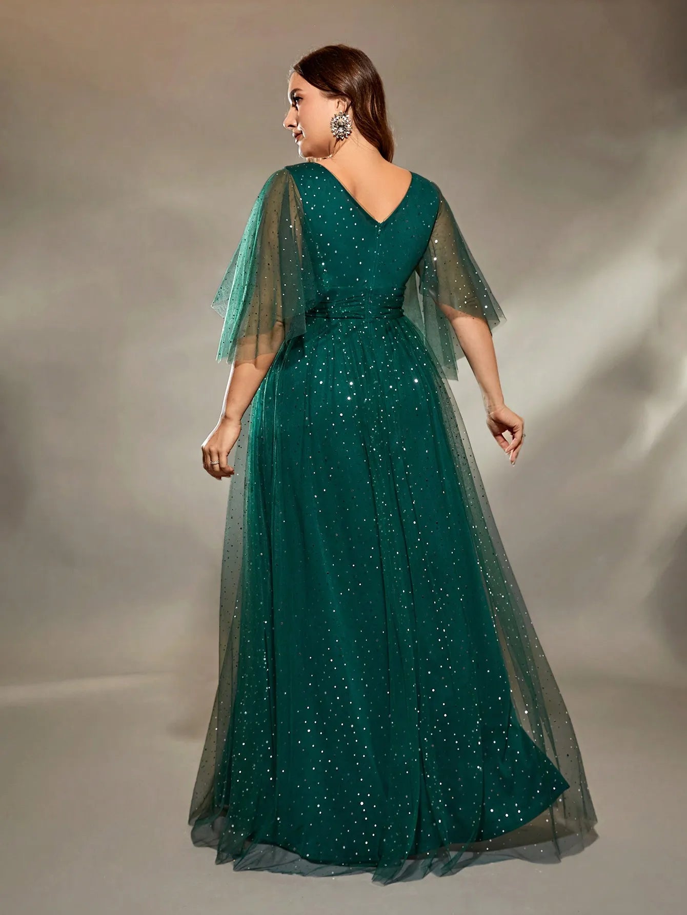 Plus size V-neck fillet netting Evening gown