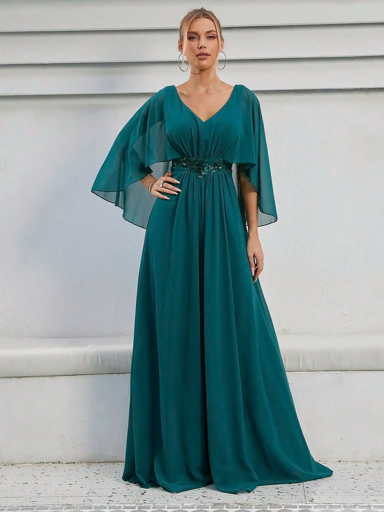 Flared sleeve sequin machine embroidered applique dress