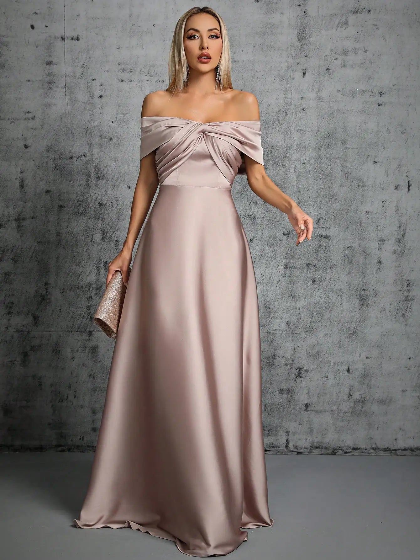 Line neck irregular cross pleated satin gown