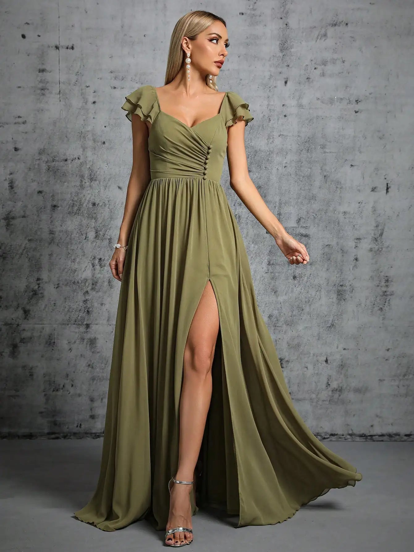 Horseshoe collar ruffled sleeves clasp open evening dress