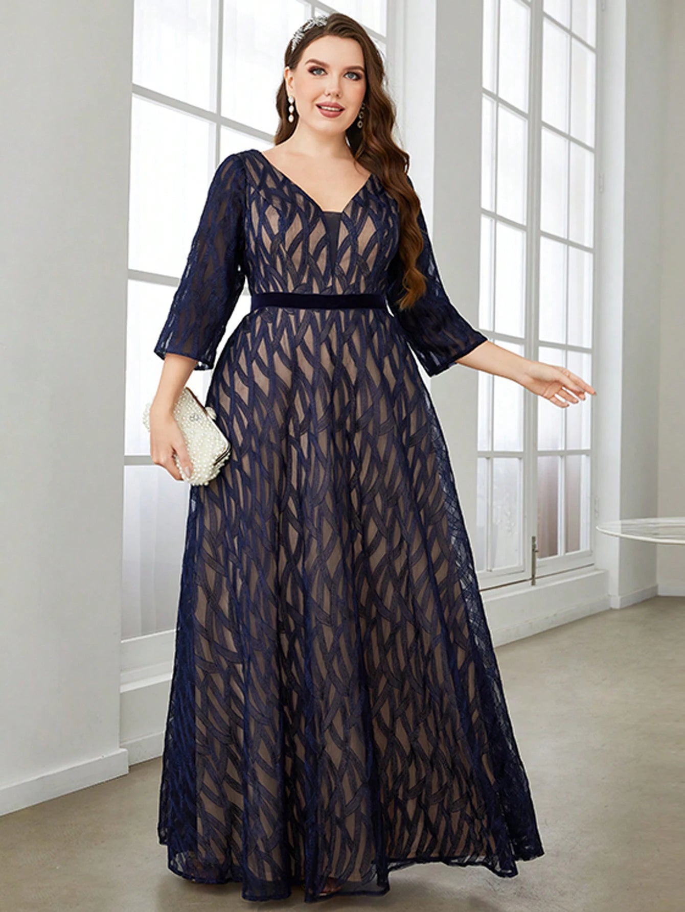 Lace embroidered mid-long sleeve gown Party dress