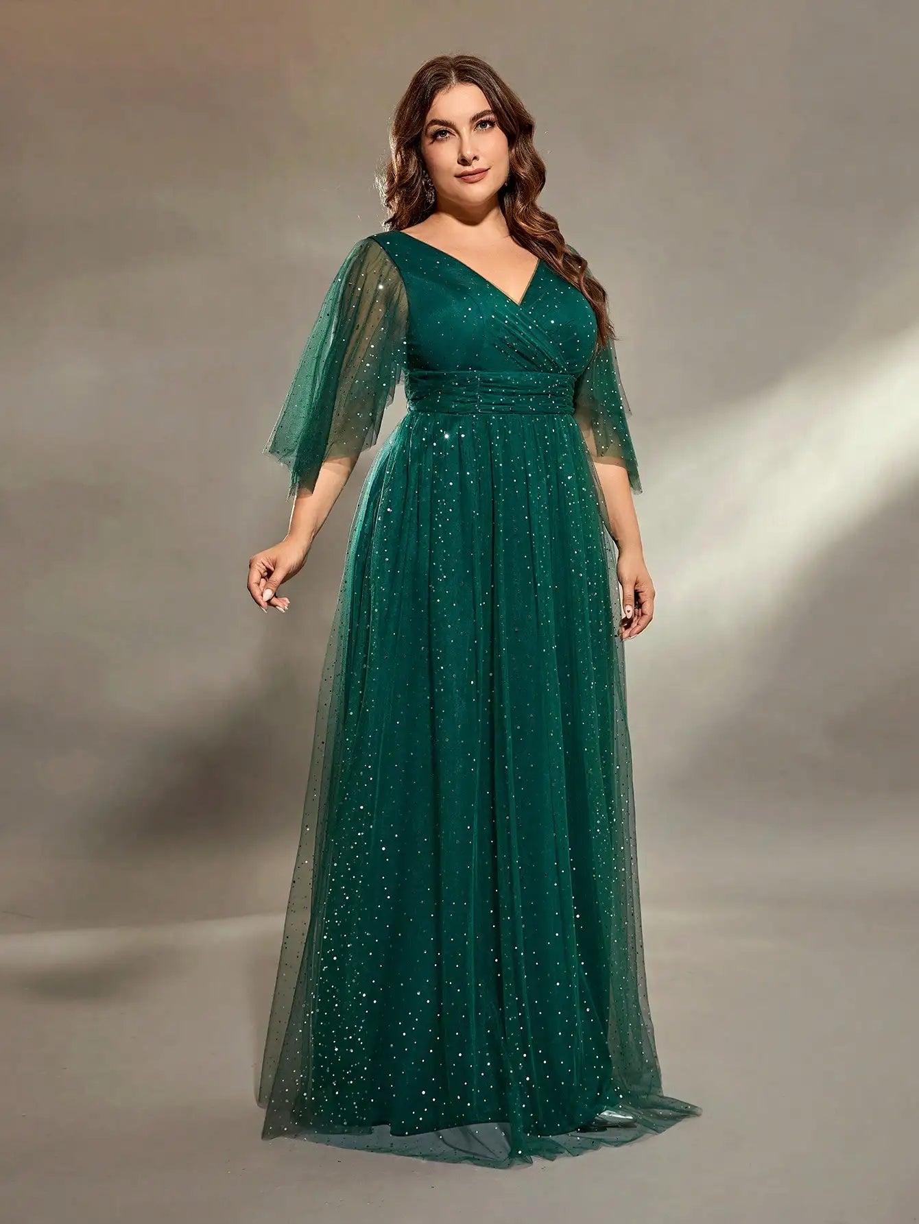 Plus size V-neck fillet netting Evening gown