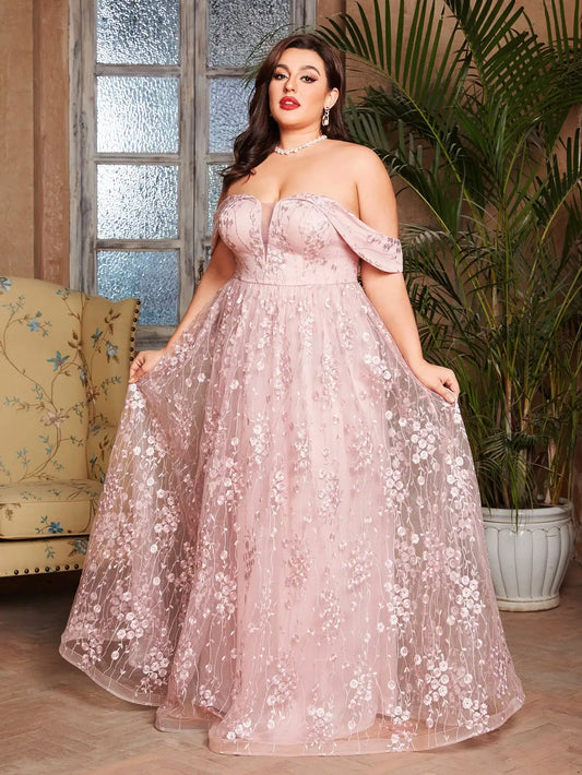 Plus size embroidered lace Evening gown