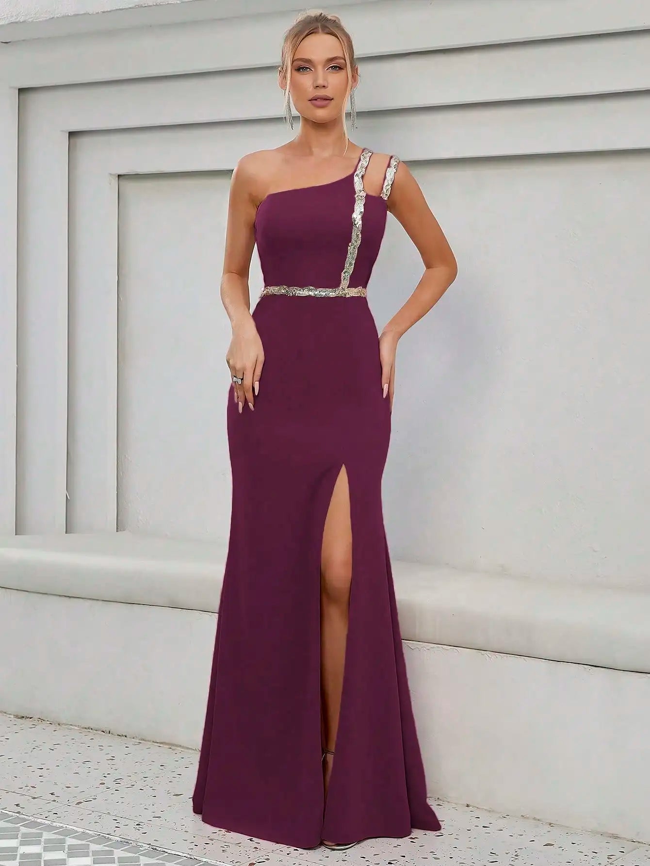 Sequin ribbon slit backless elegant evening gown