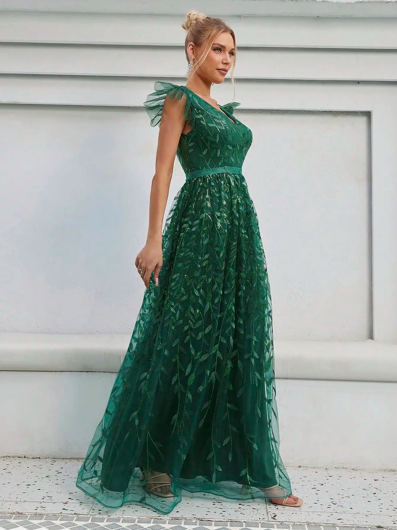 V-neck cap sleeve green swing dress