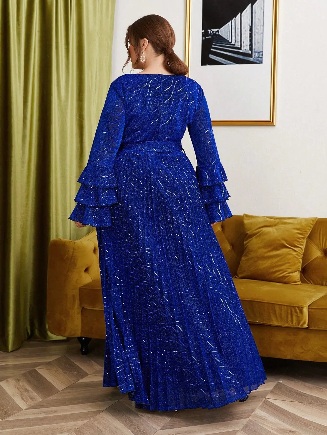 Plus size Round neck multi-layer lotus long sleeve evening gown